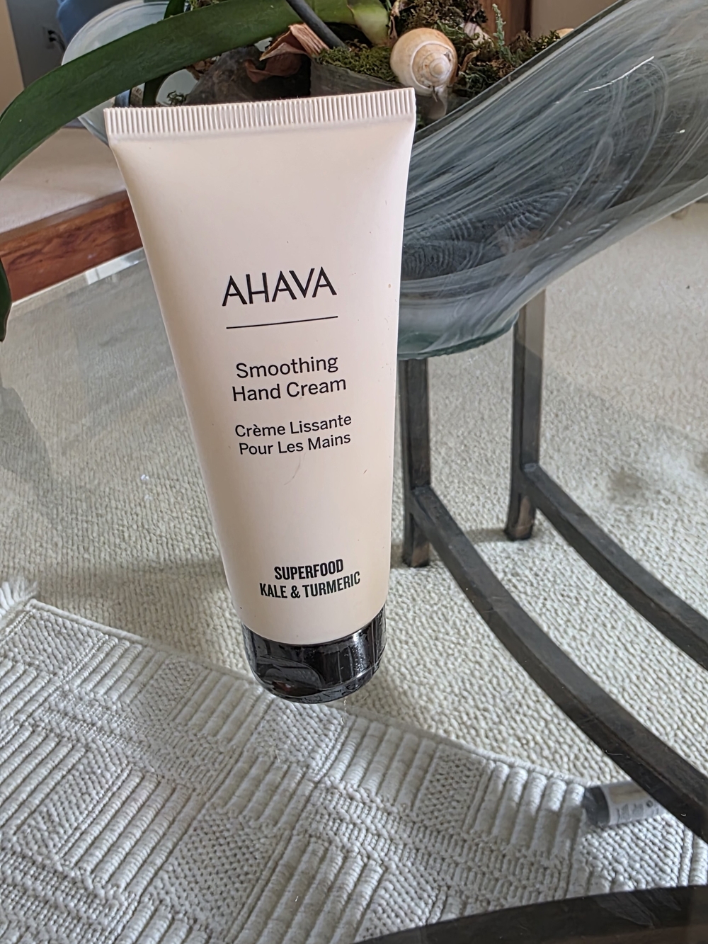 AHAVA Cream Smoothing Hand